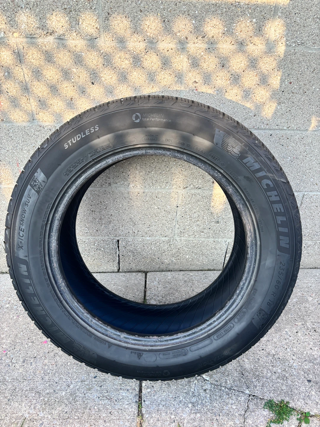 Michelin X-Ice Snow SUV Tire 235/60R18