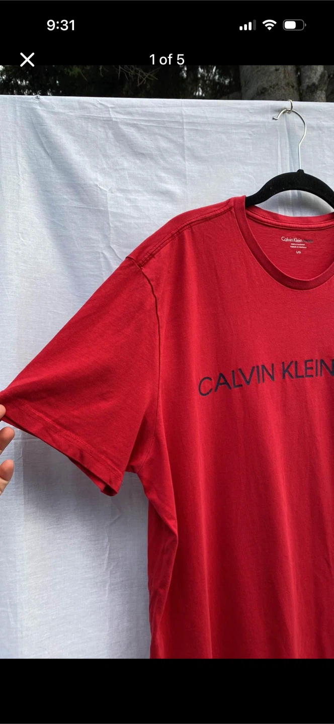 Calvin Klein Tee Shirt - photo 2