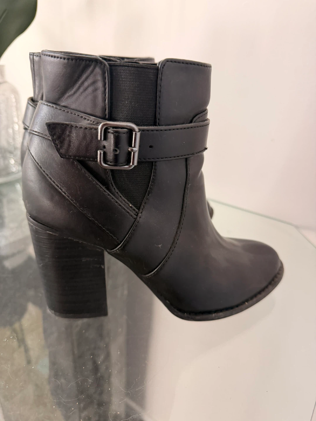 Black Heeled Ankle Boots size 7 - photo 3