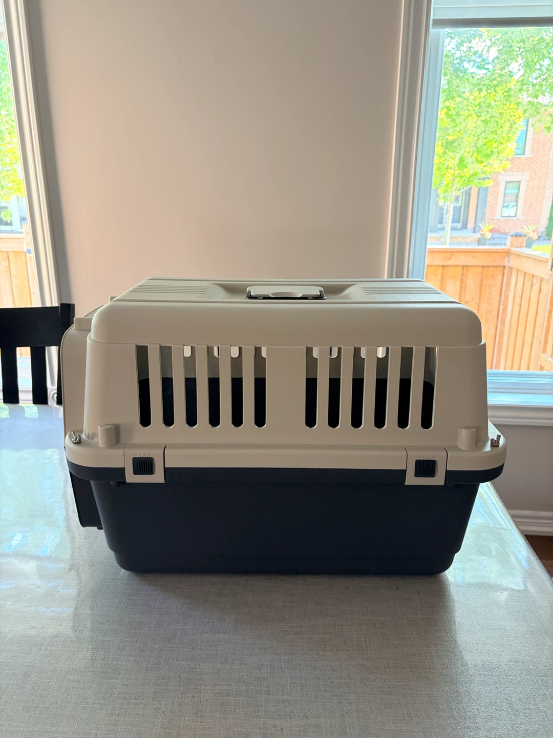 Pet Crate/Carrier - photo 3