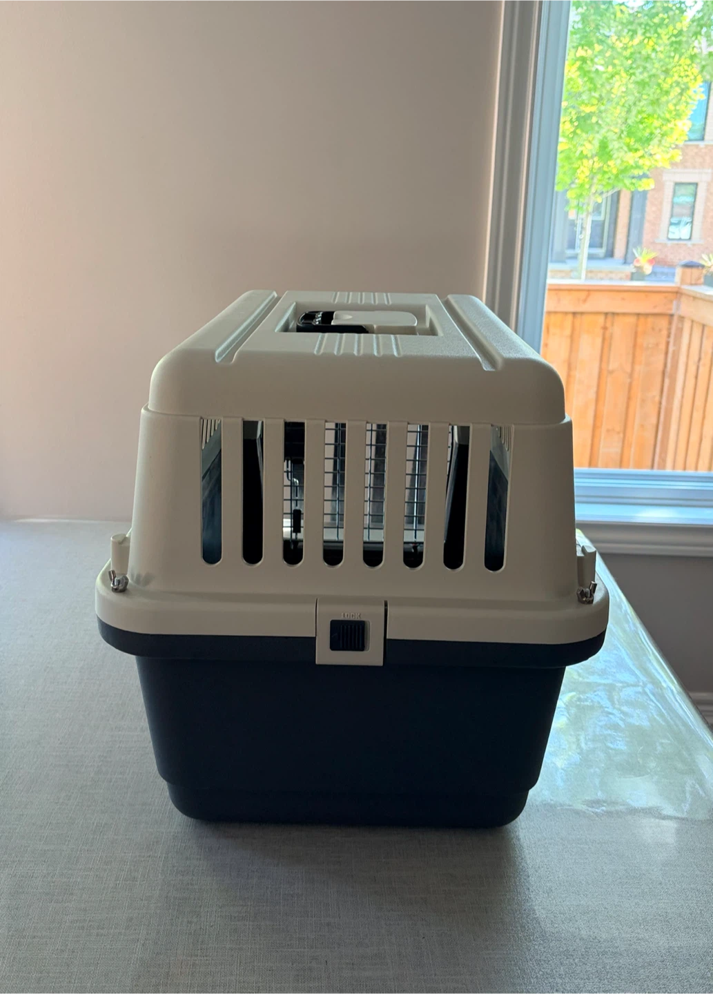 Pet Crate/Carrier - photo 4