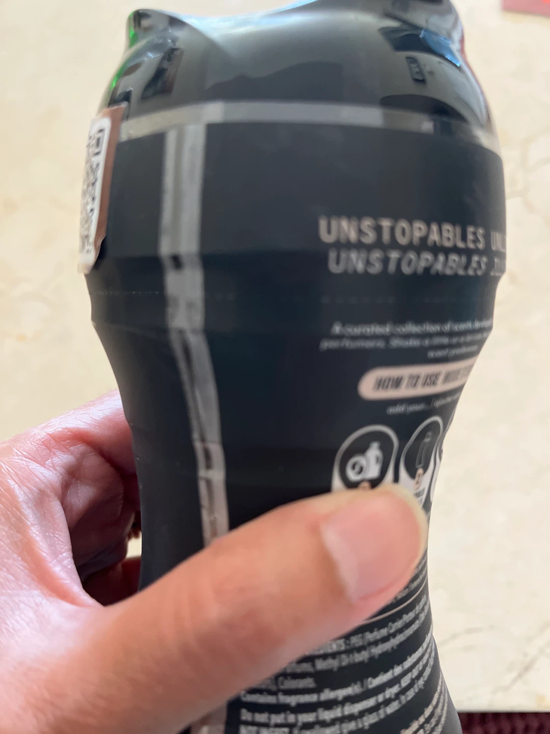 Downy Unstopables N.26 Laundry Scent Booster - photo 3
