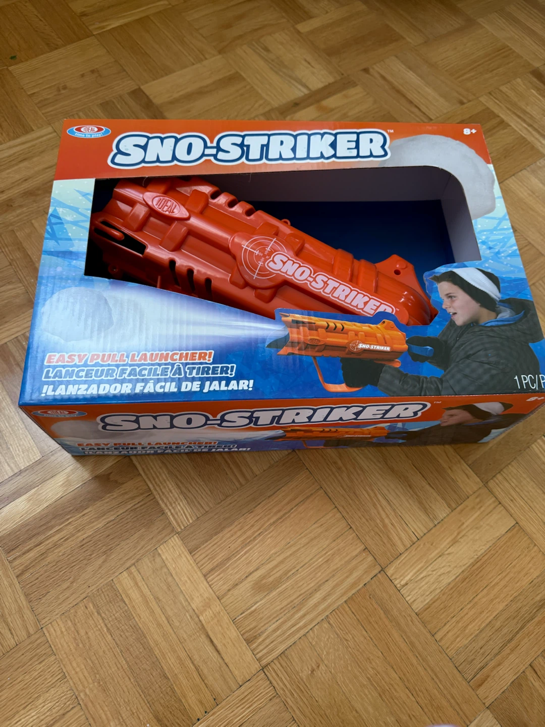 Sno-Striker Easy Pull Launcher Toy