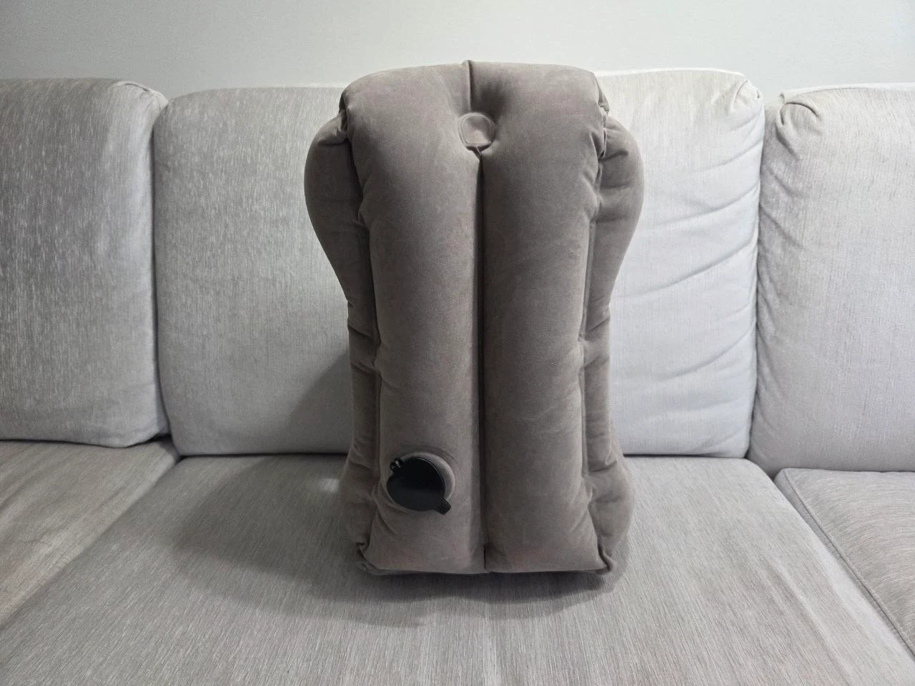 Inflatable Travel Pillow - photo 4
