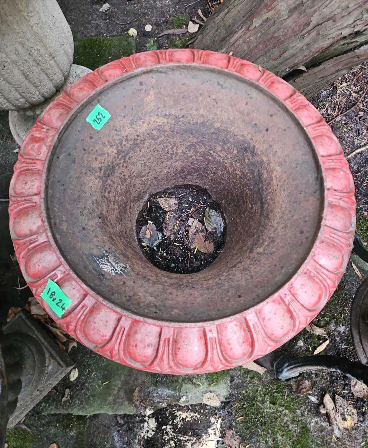 Cast iron classical urn plantar (19”x25”) - photo 4
