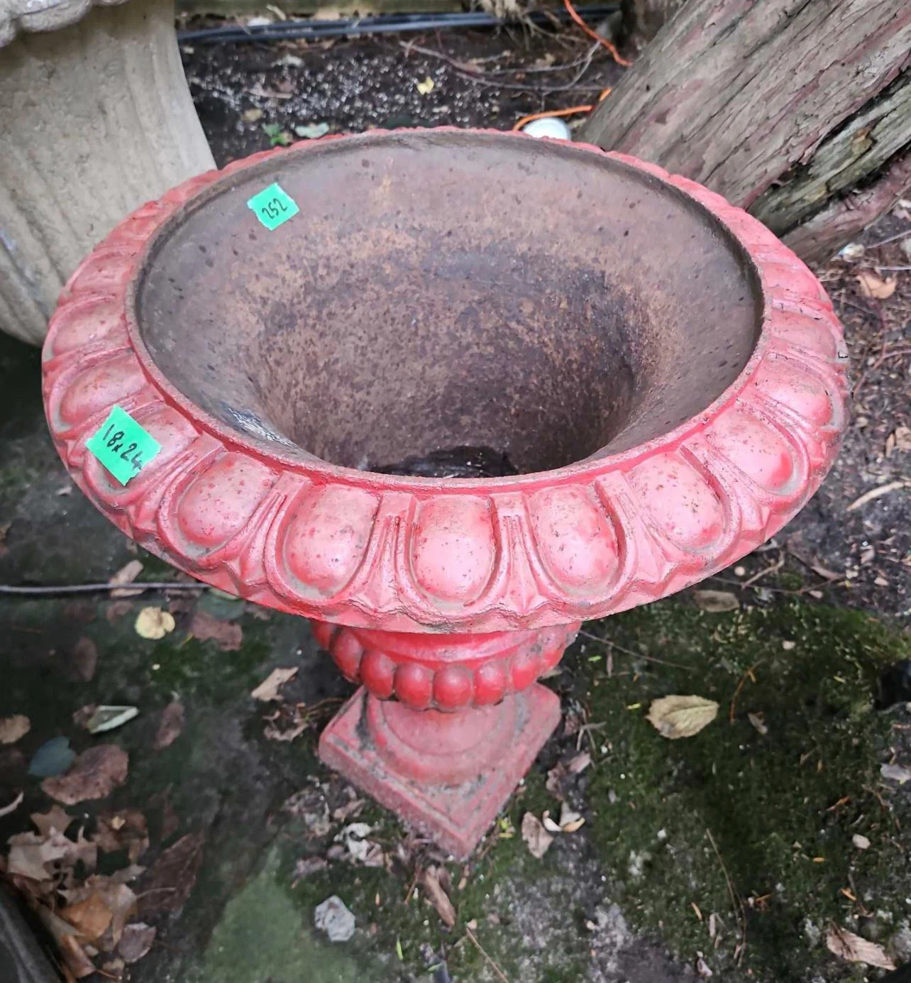 Cast iron classical urn plantar (19”x25”) - photo 5