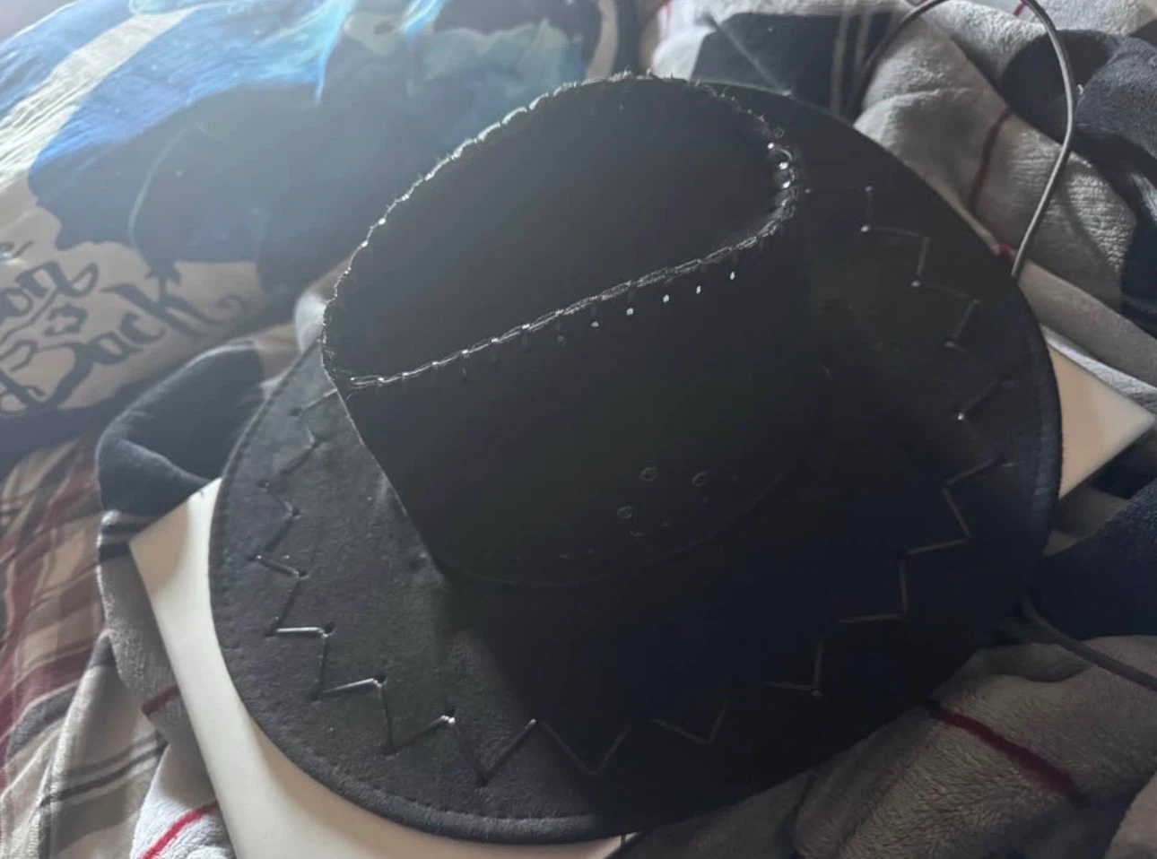 Black Cowgirl/Cowboy Hat