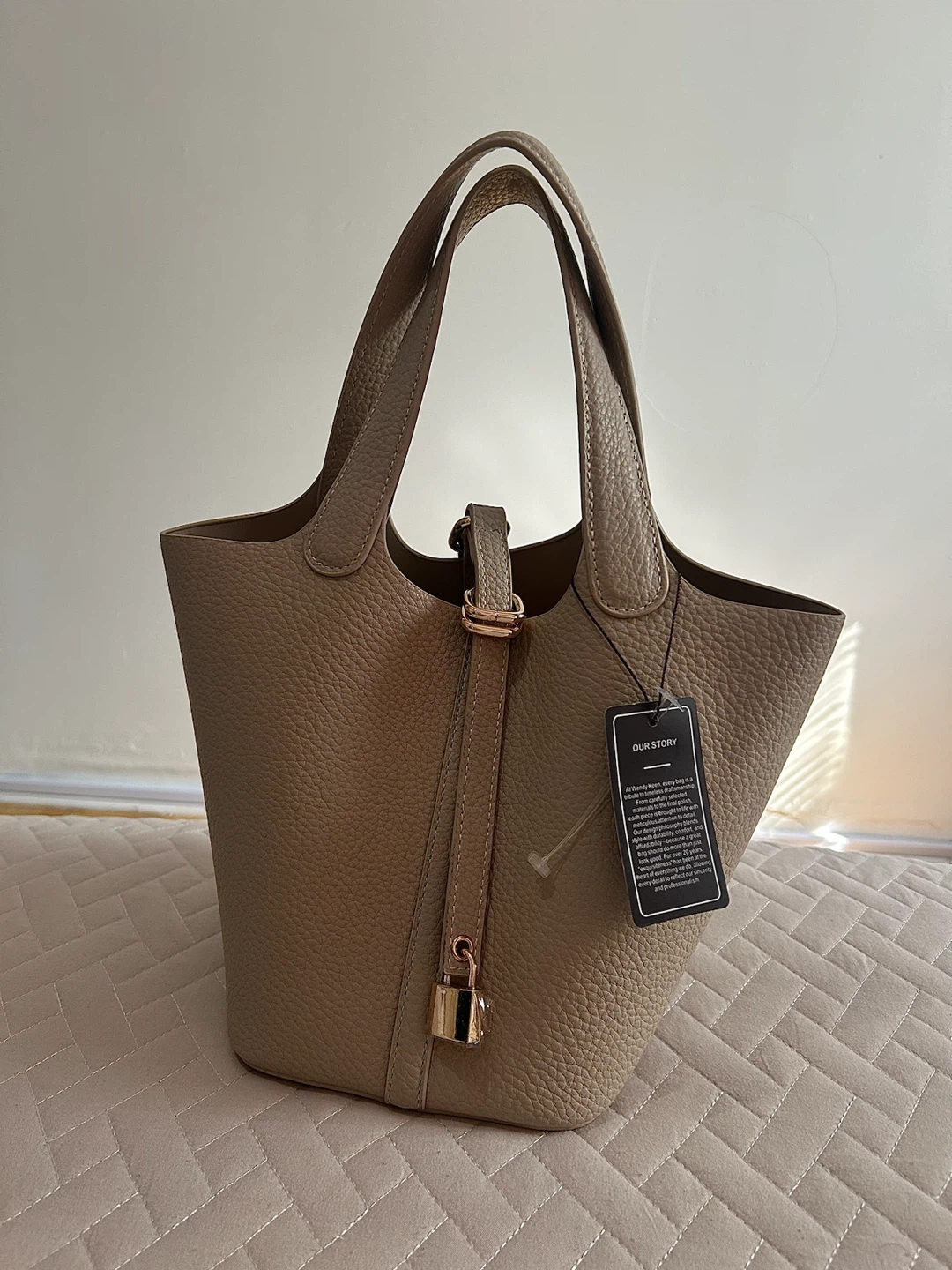 Tan Leather Bucket Bag with Pouch - photo 5