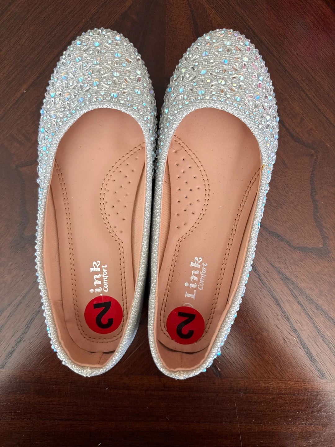Link Comfort Silver Rhinestone Flats Size 2