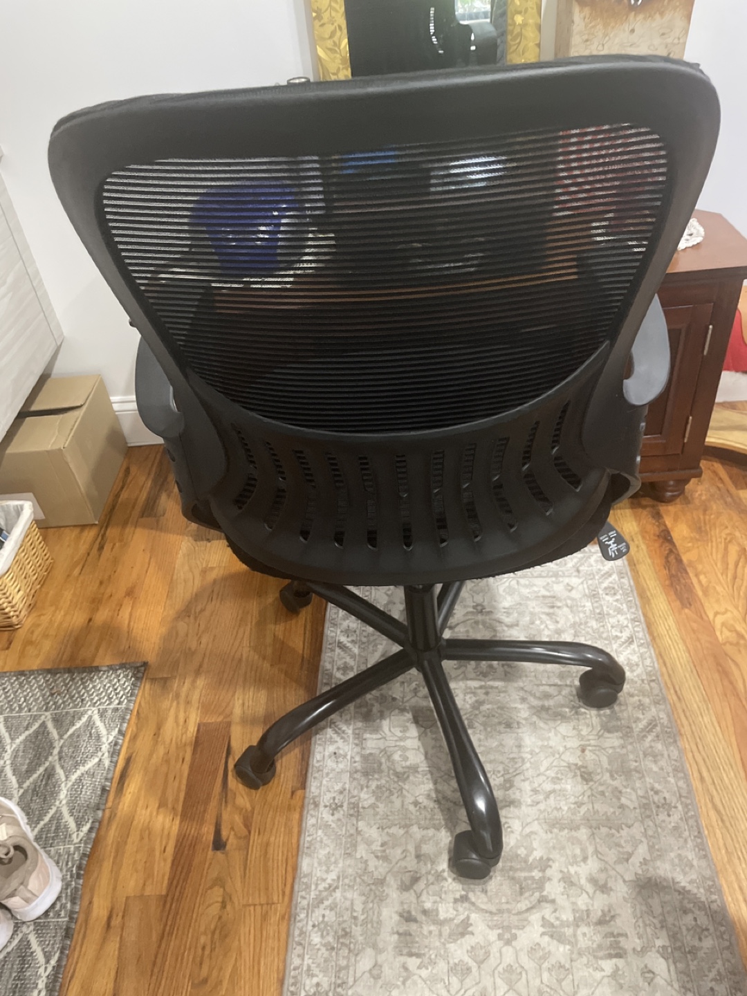 Black Ergonomic Office Chair - photo 2