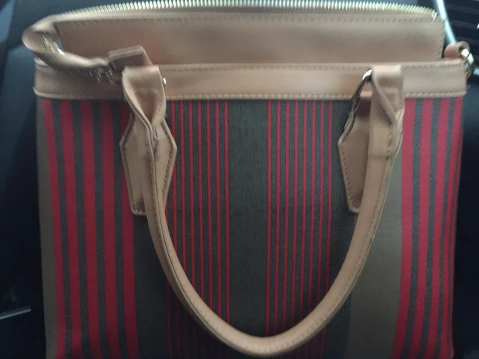 Adrienne Vittadini striped handbag - photo 2