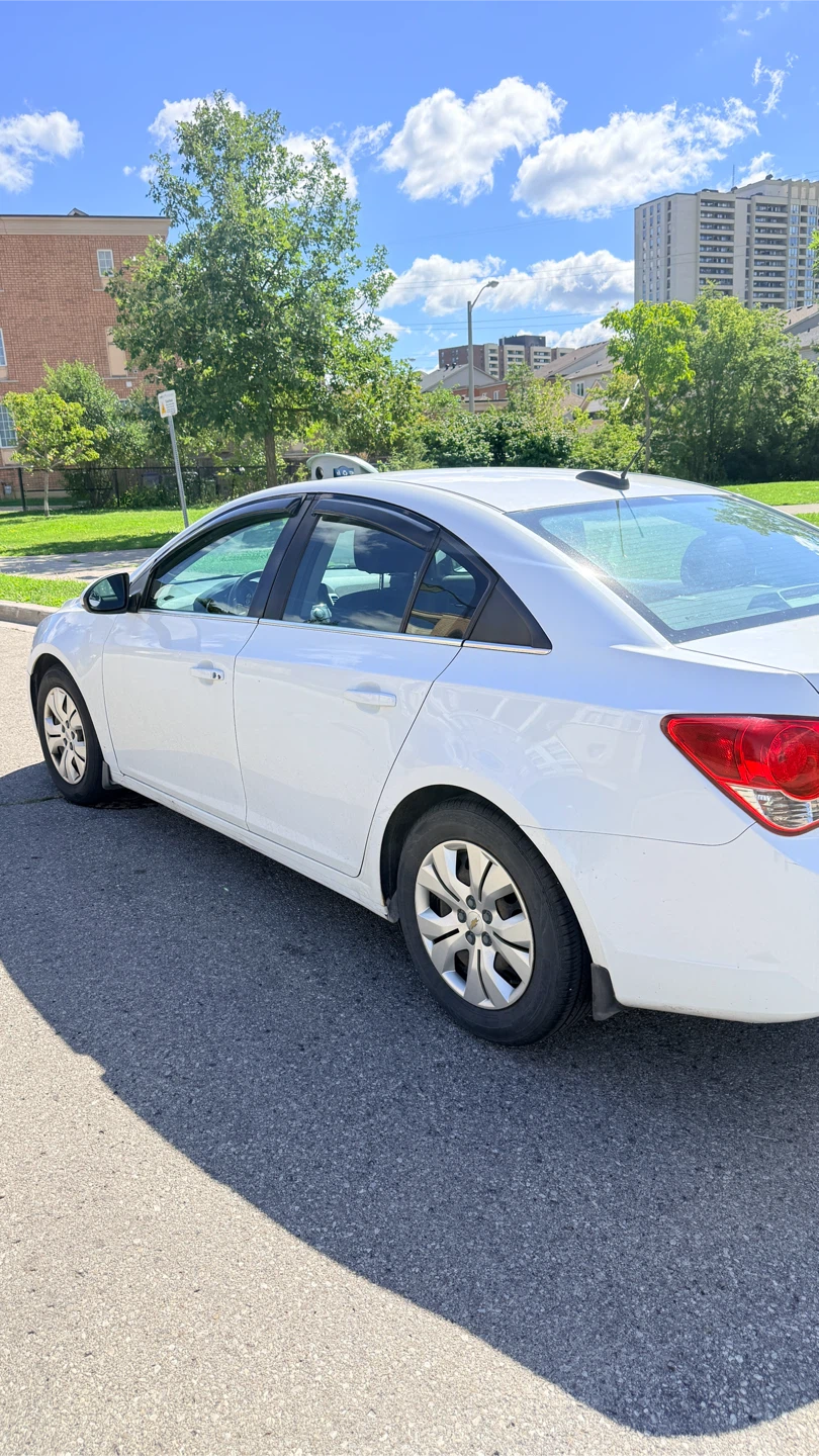 White Chevrolet Cruze LT Sedan 2015 - photo 5