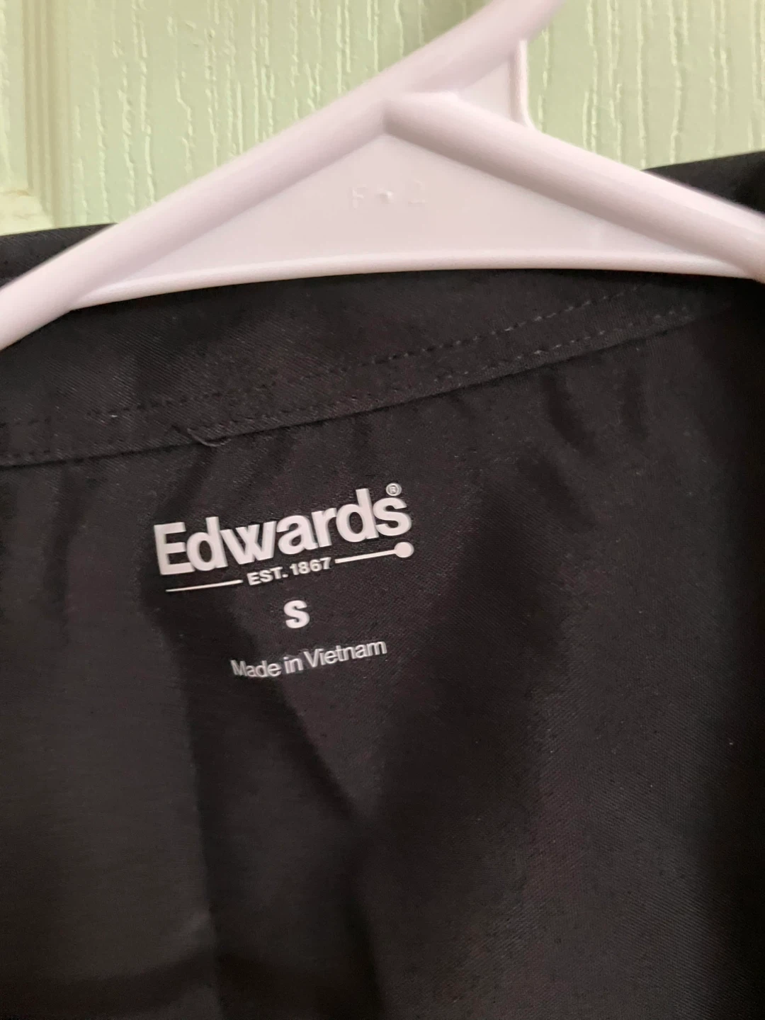Women’s button up dress shirts in black and size small - photo 4