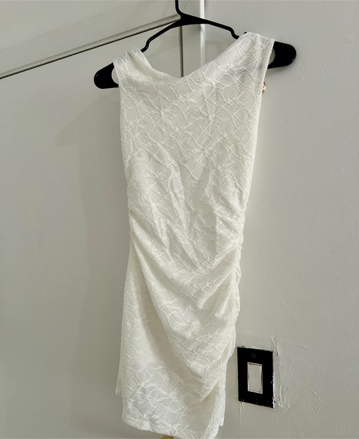 White Ruched Bodycon Dress with Gold Clasp