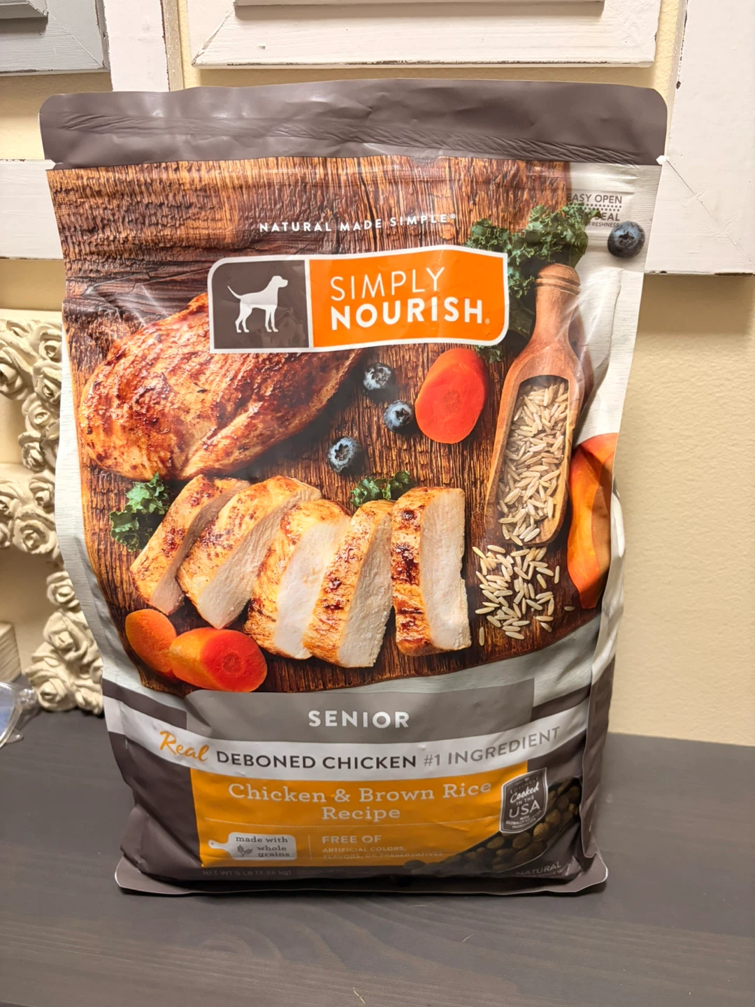 New Sealed Simply Nourish Senior Dog Food - Chicken & Brown Rice