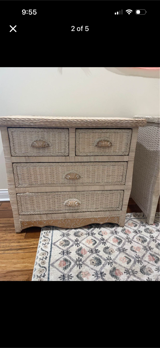 Wicker and wood Bedroom Set - Dresser and Desk - photo 2