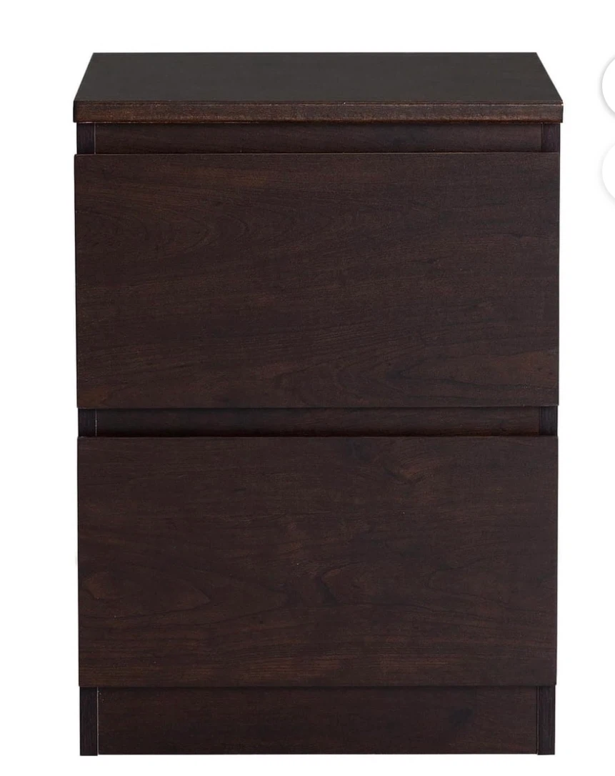 HOMETRENDS 4 Drawer Dresser + 2 nightstands - photo 2