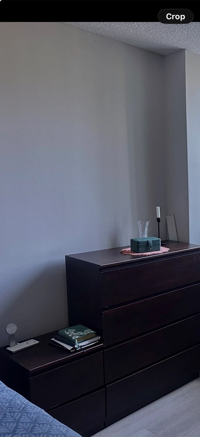 HOMETRENDS 4 Drawer Dresser + 2 nightstands - photo 3