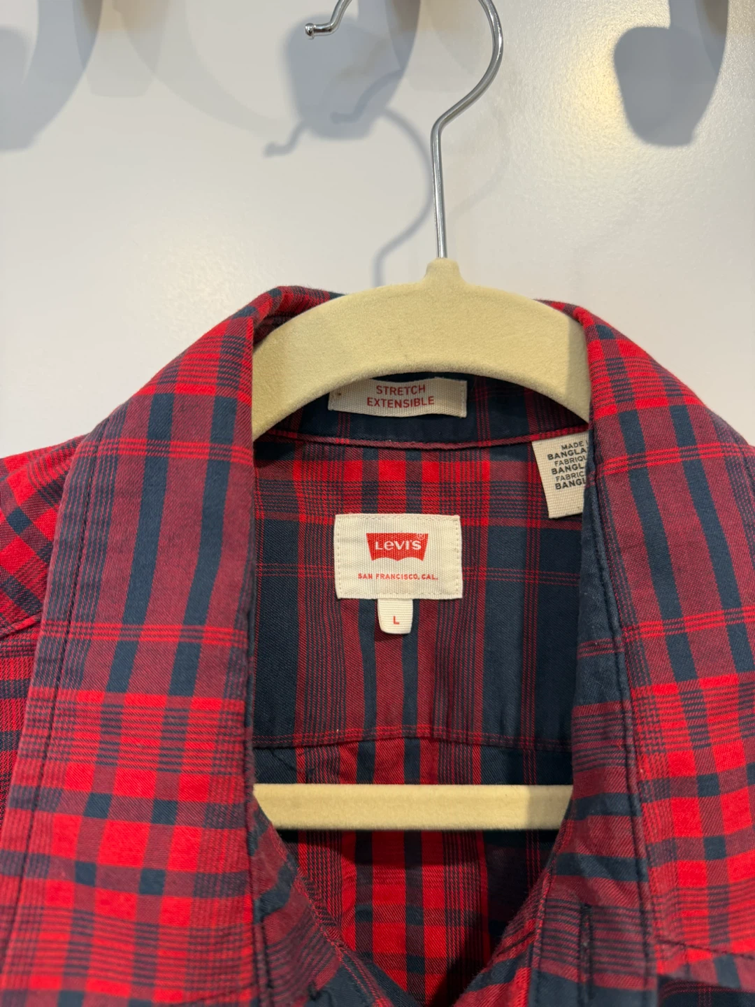 Levi's Red and Navy Plaid Long-Sleeve Shirt - photo 3