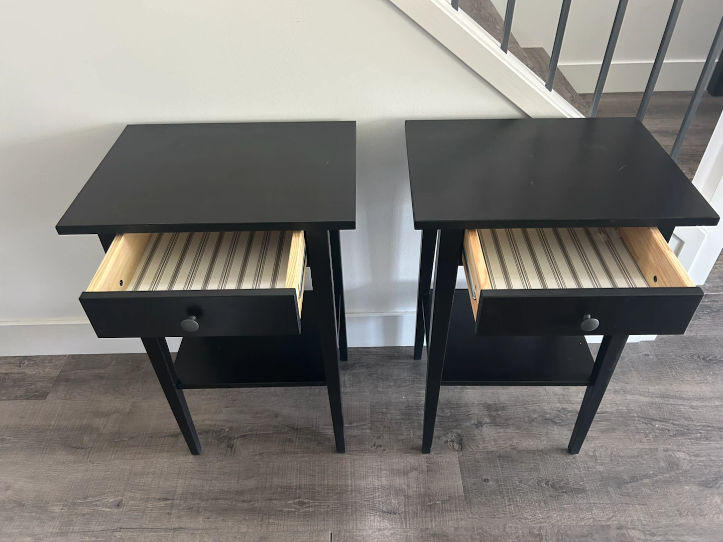 Pair of IKEA HEMNES nightstands - photo 2