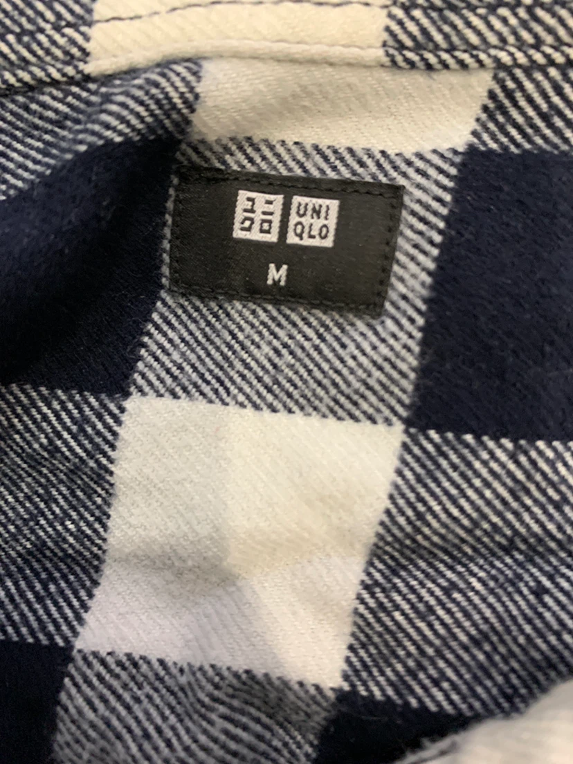 Uniqlo Navy and White Plaid Flannel Shirt - photo 2