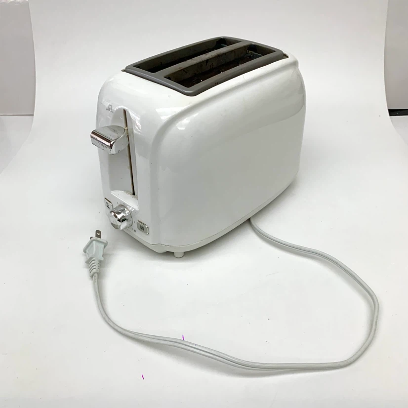 White 2-Slice Toaster