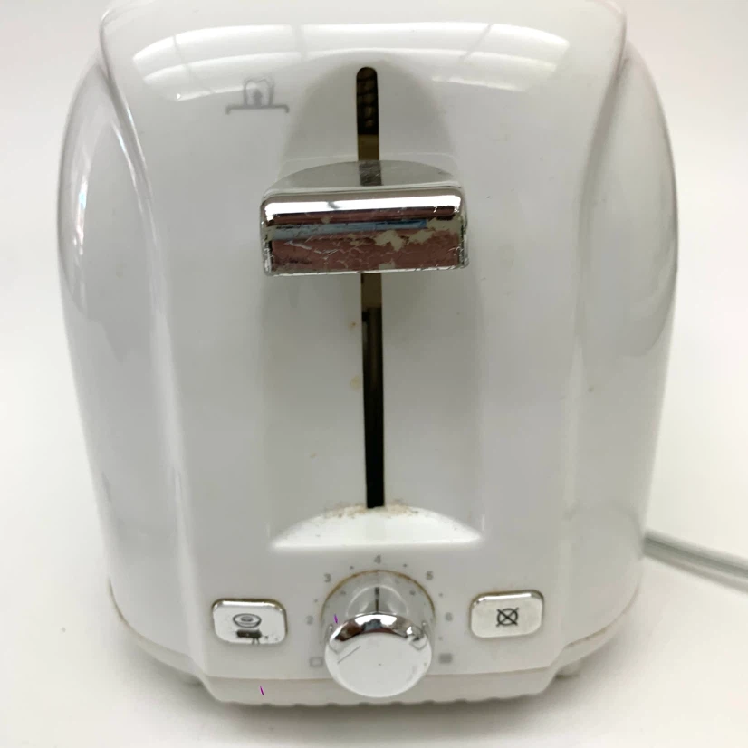 White 2-Slice Toaster - photo 5