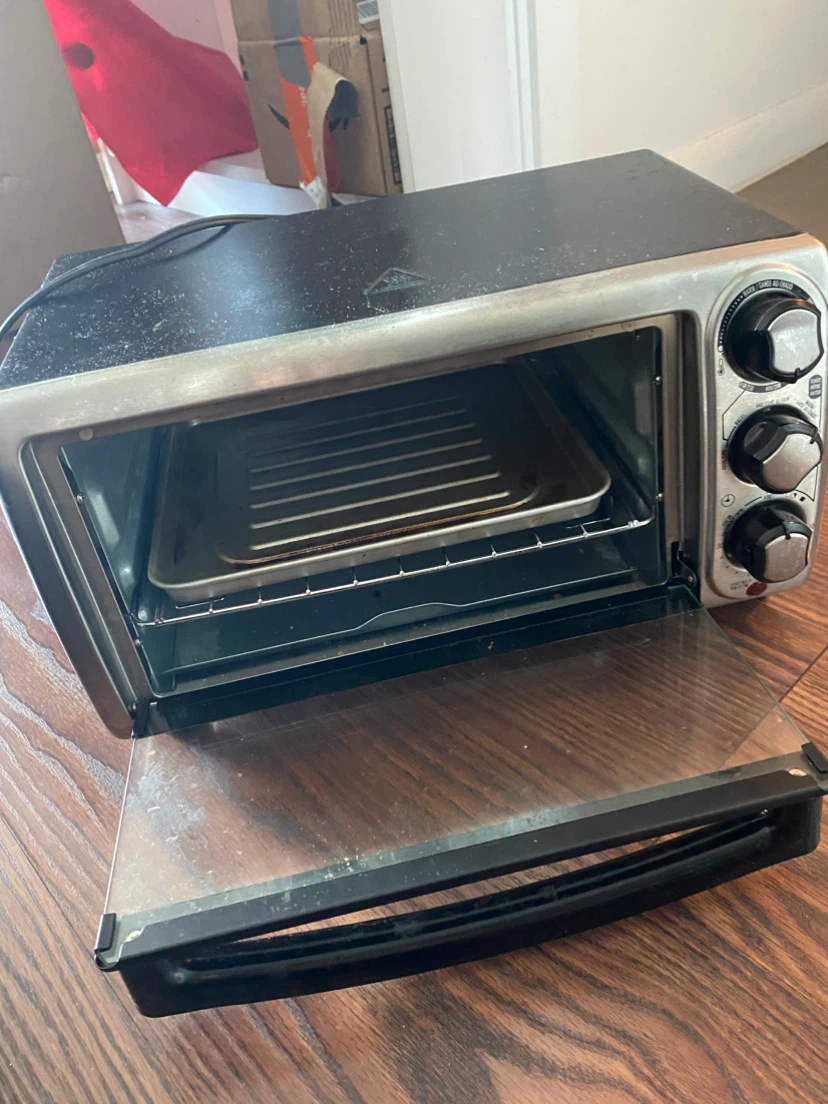 Hamilton Beach Countertop Toaster Oven- move out sale - photo 2