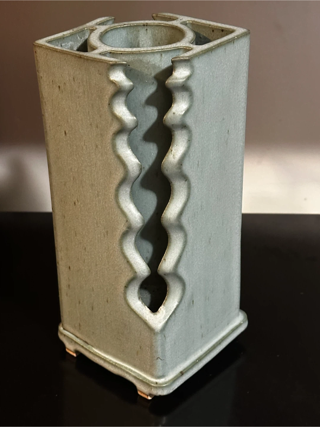 1989 Bob and Connie Pike Pottery Vase Sherwood Park AB - photo 4