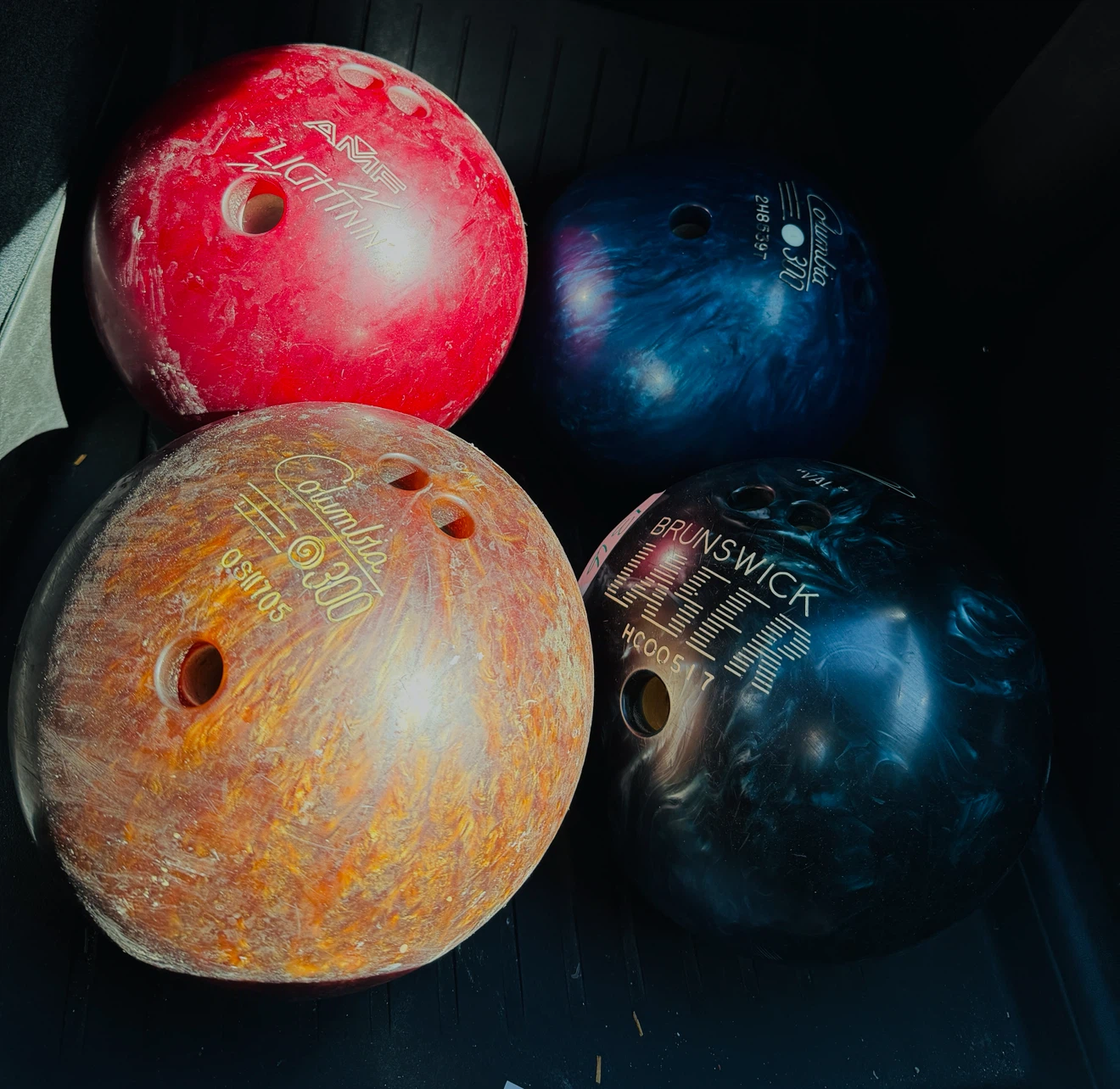 Bowling Balls - AMF, Columbia 300, Brunswick