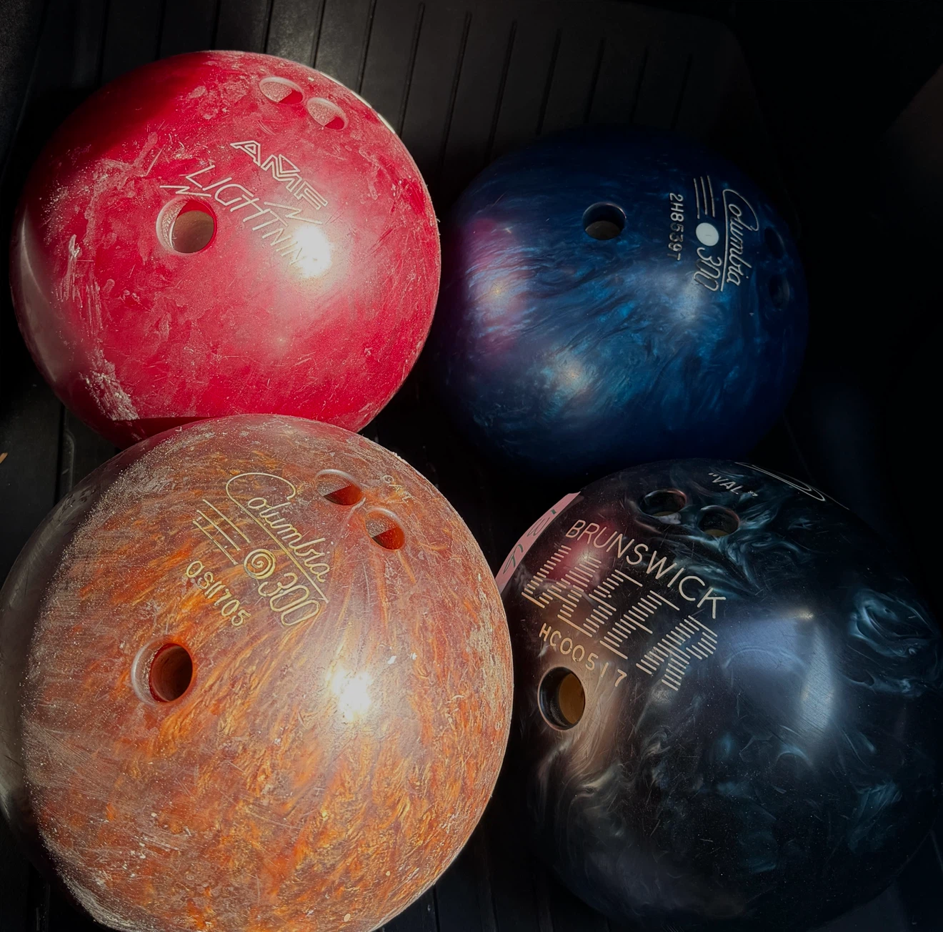 Bowling Balls - AMF, Columbia 300, Brunswick - photo 4