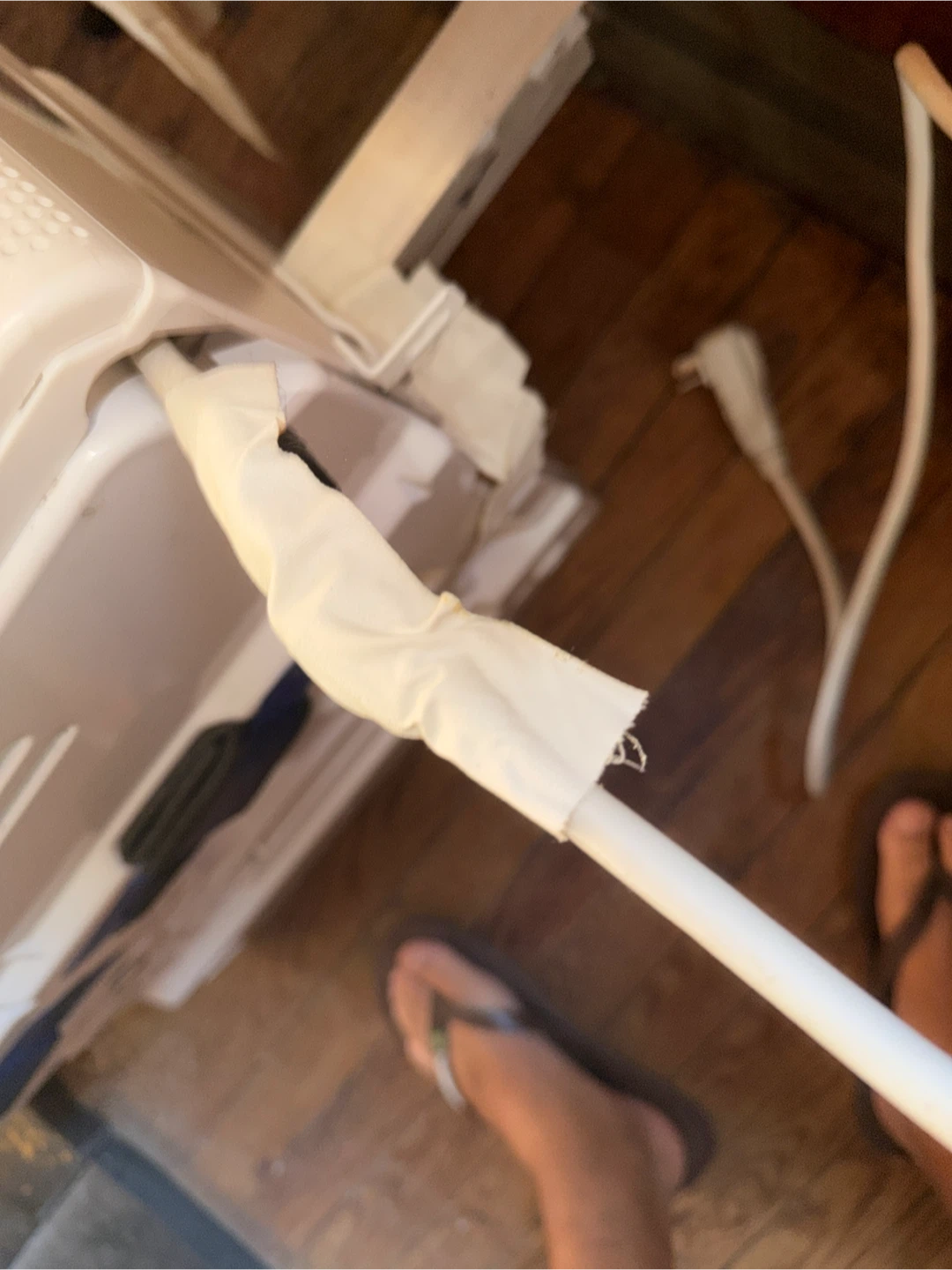 Midea Air Conditioner - photo 2