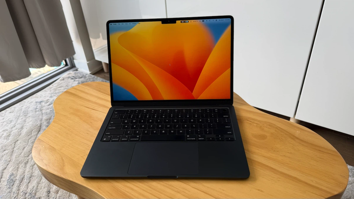 2024 MacBook Air M3 13 inch 16GB 256GB