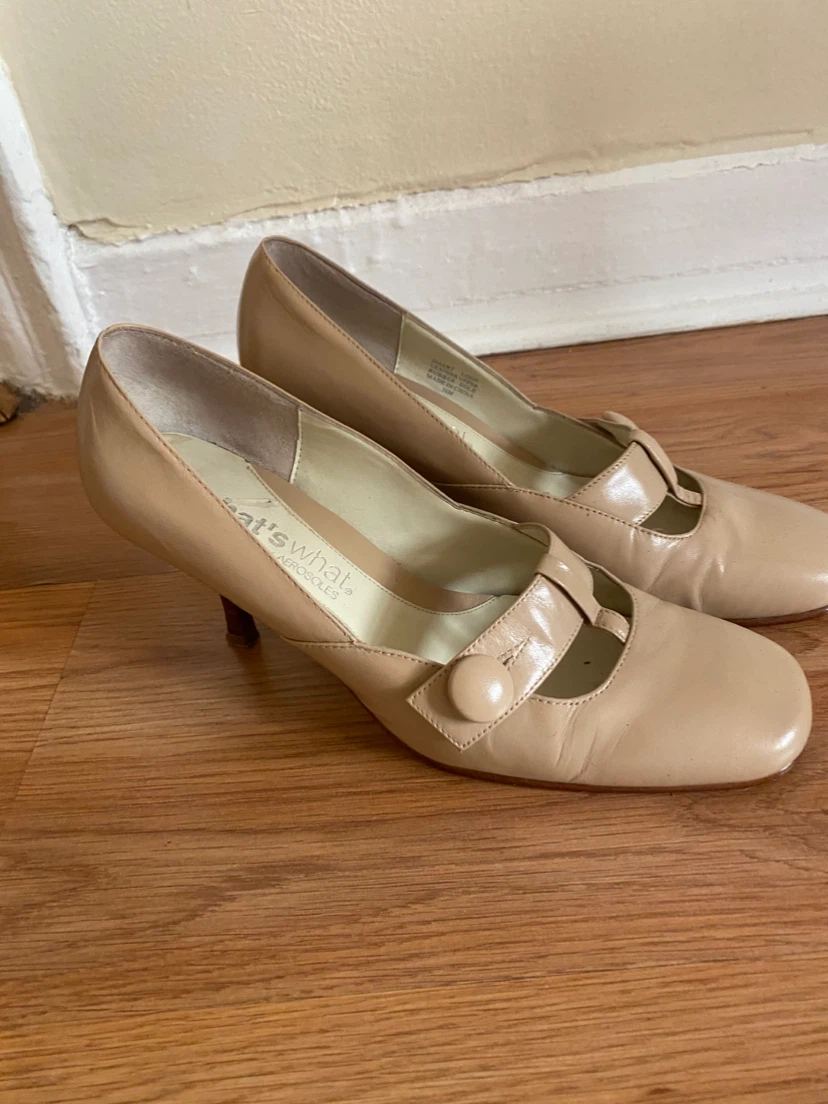 Vintage leather beige pumps 38 - photo 2