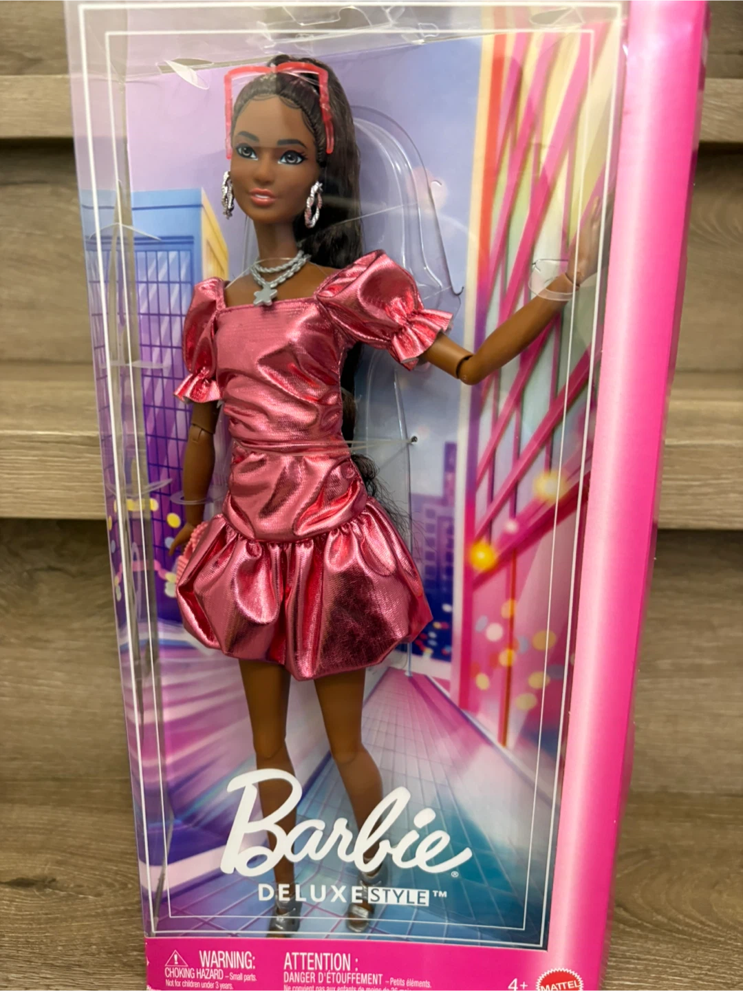 Barbie Deluxe Style Doll - photo 2