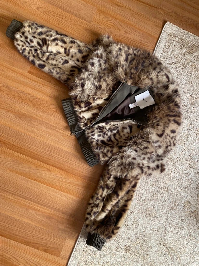 AKNVAS Faux Fur Leopard Print Bomber Jacket - photo 2