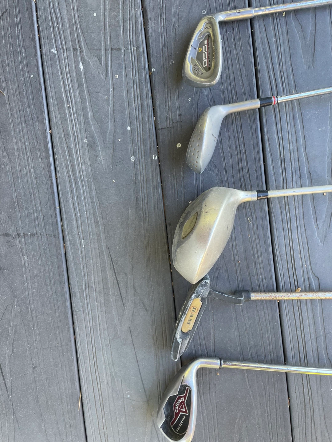 Set of 5 Golf Clubs