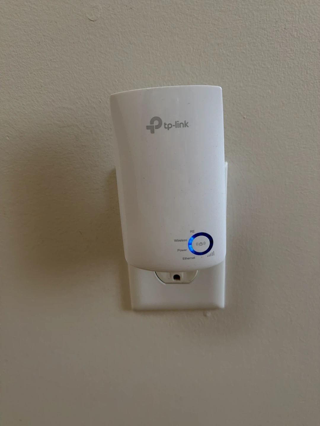 TP-Link Wi-Fi Range Extender