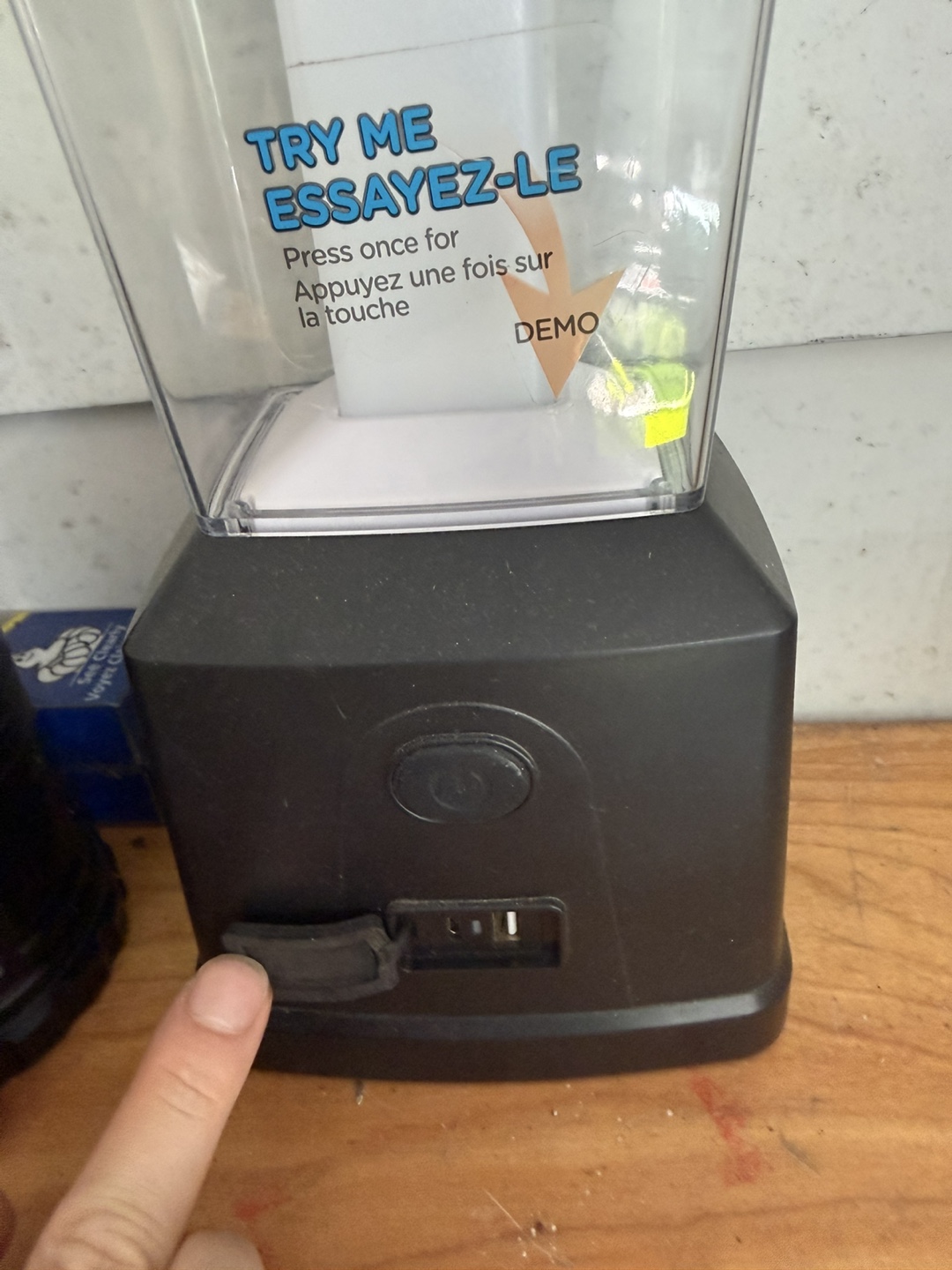 Portable LED Lantern with USB Charging Port - photo 2