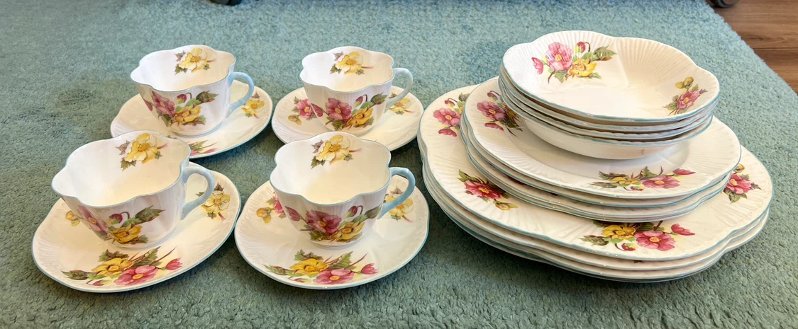 Vintage Shelley Floral Pattern Dinnerware Set