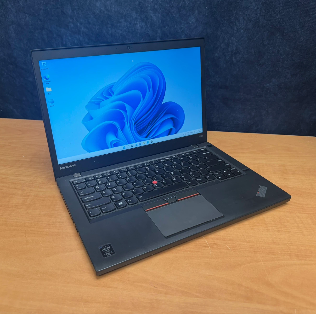 💼 Lenovo ThinkPad T450s — Business Laptop