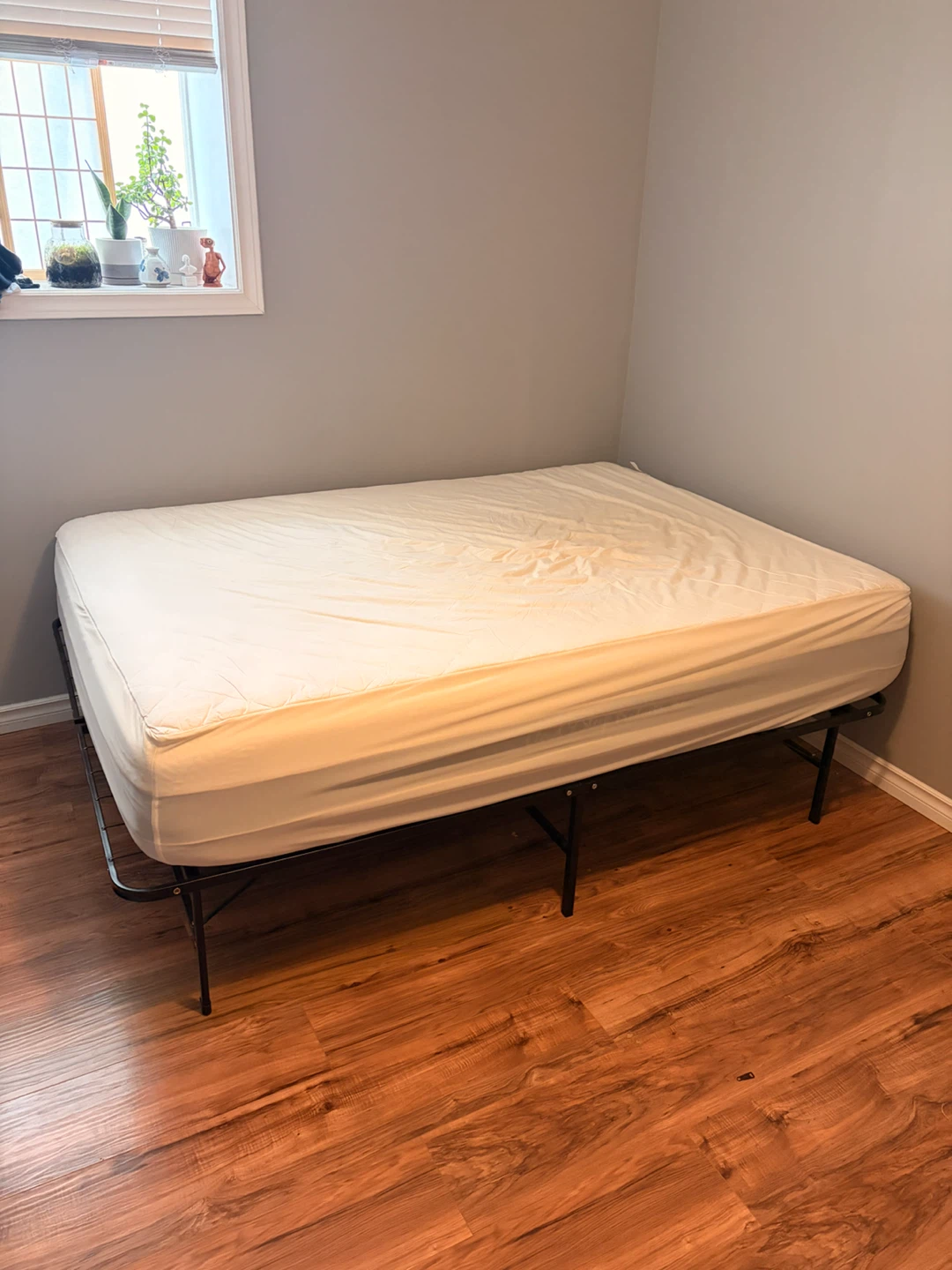 Cloud 9 Sleep Products Double Mattress and Bed Frame - photo 2