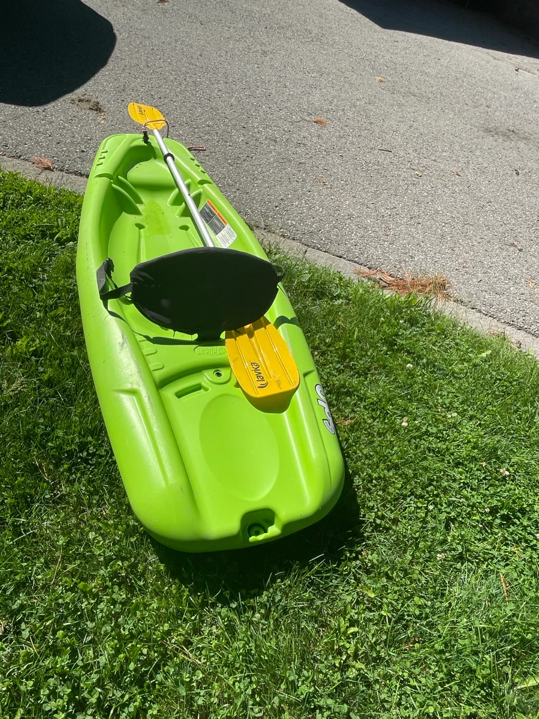 Pelican Solo Youth Kayak with Paddle - photo 2