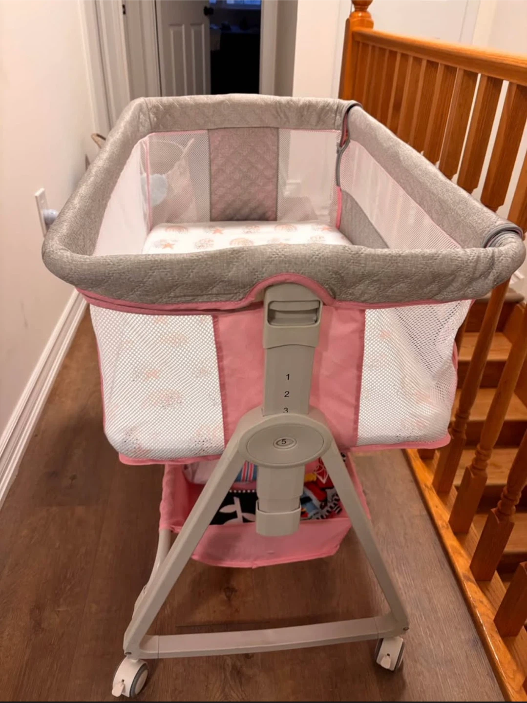 Meichyun Baby Bassinet Bedside Sleeper Light Pink - photo 5