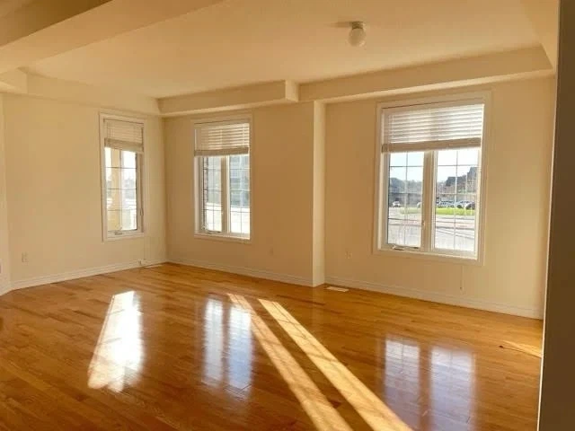 Room Available for Rent - photo 3