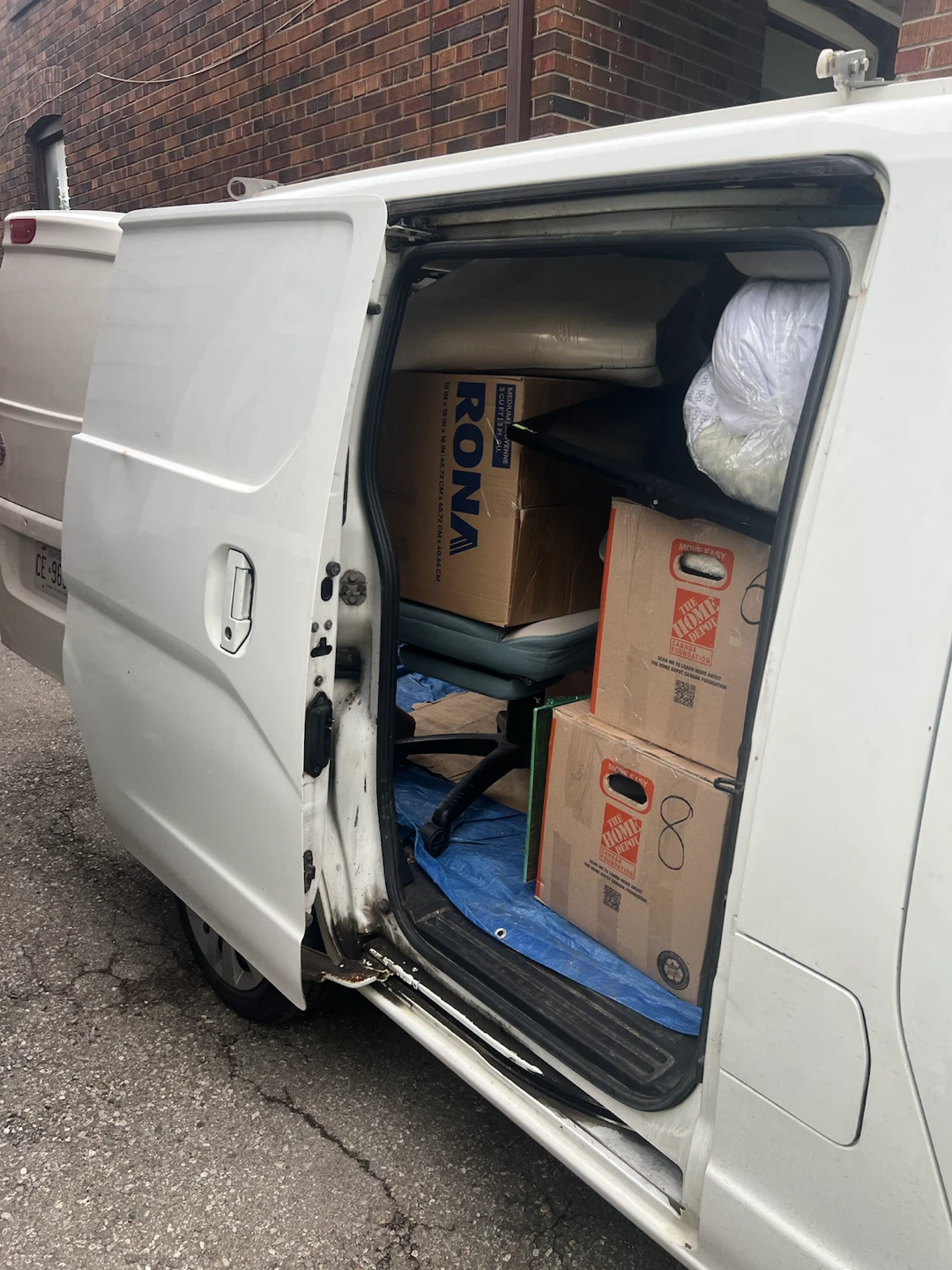 Van for moving - photo 3
