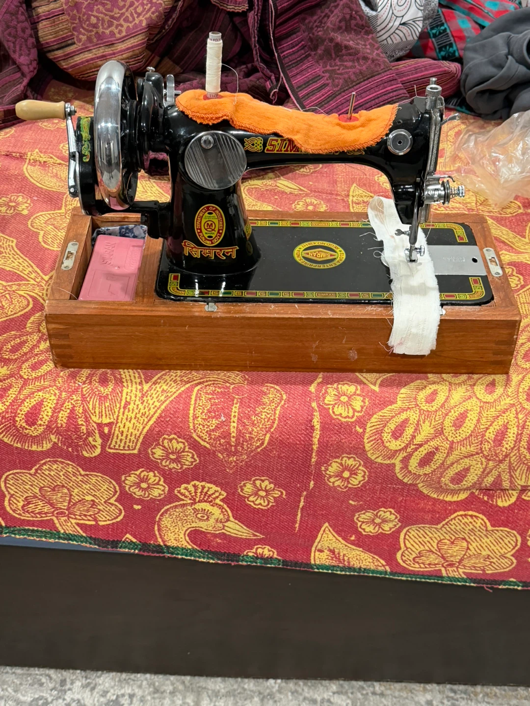 Singer Sewing Machine with Wooden Base