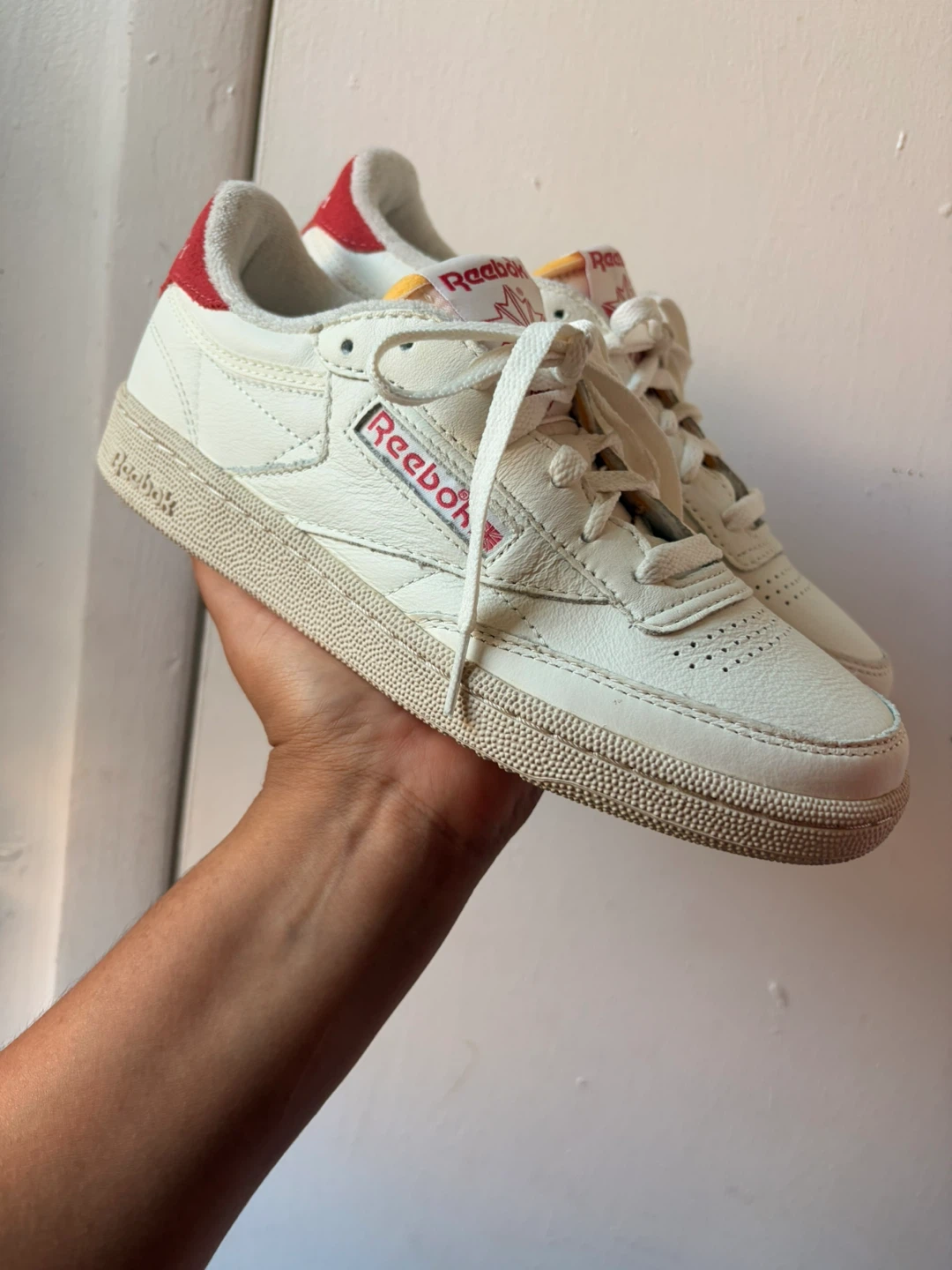 Reebok sneakers size 8