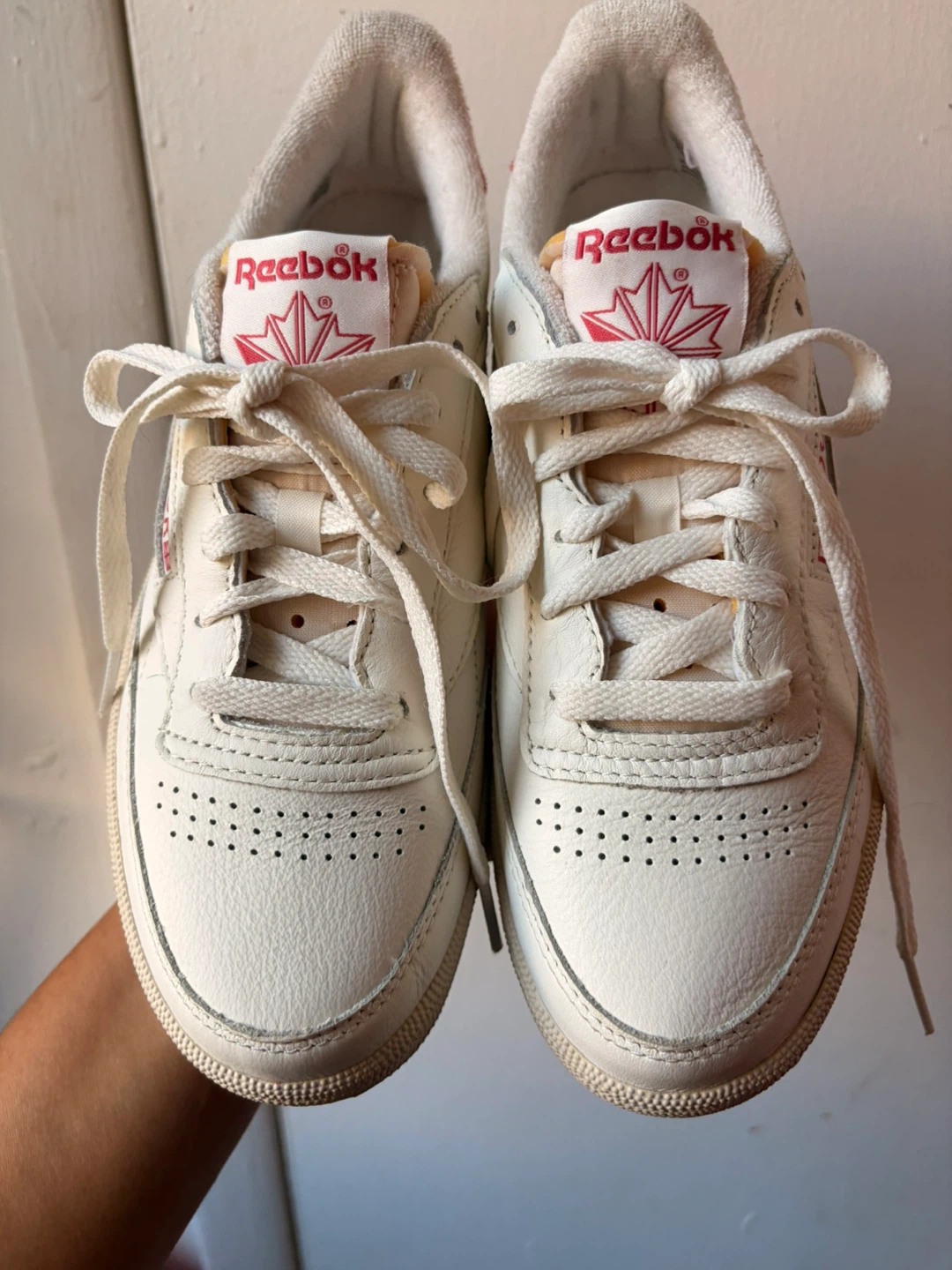 Reebok sneakers size 8 - photo 2