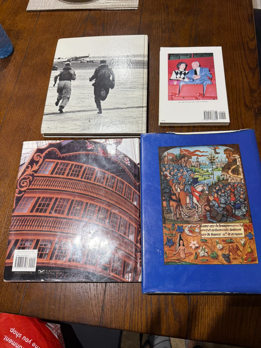 4 Vintage & History Hardcover Books - photo 2
